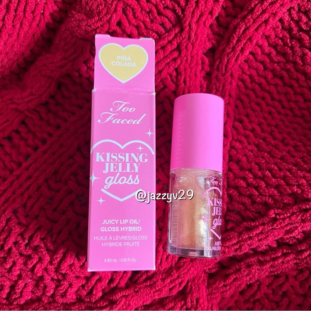 🍍Too Faced Kissing Jelly Hydrating Lip Oil Gloss🍍